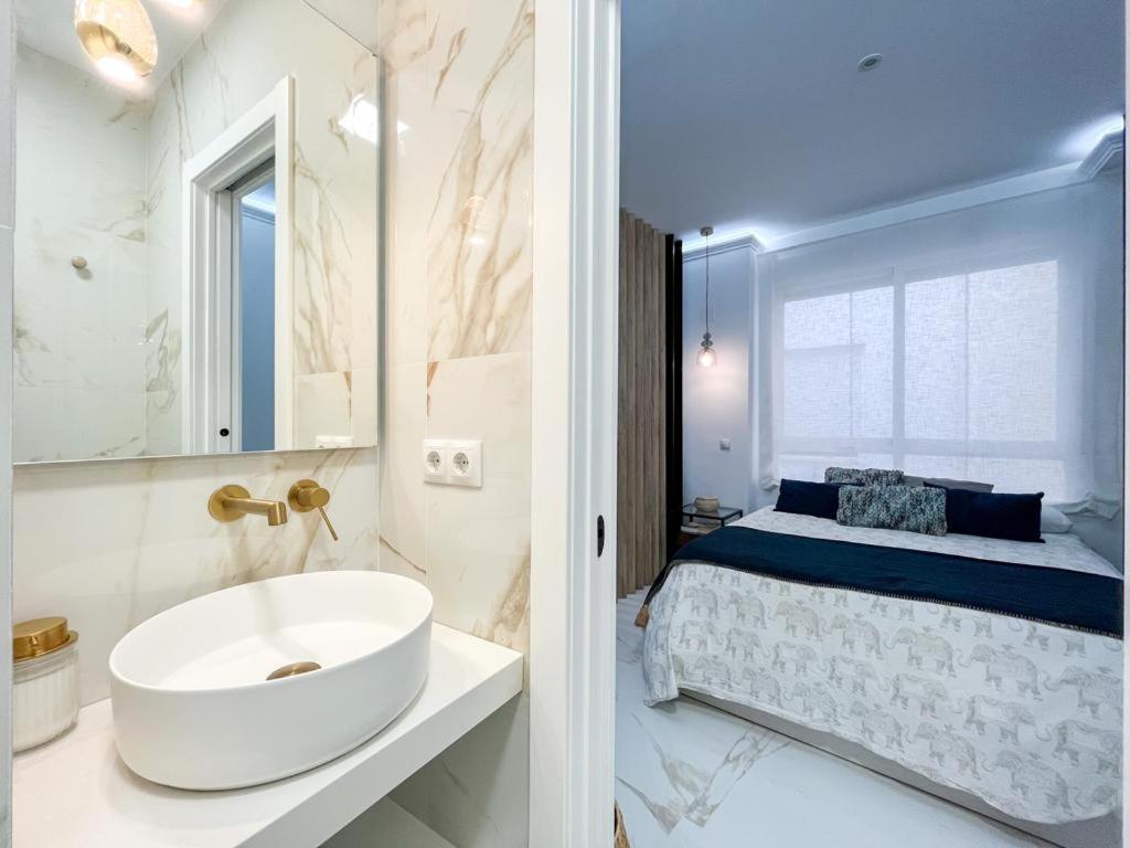Apartamento En El Centro De Malaga Apartment Bagian luar foto